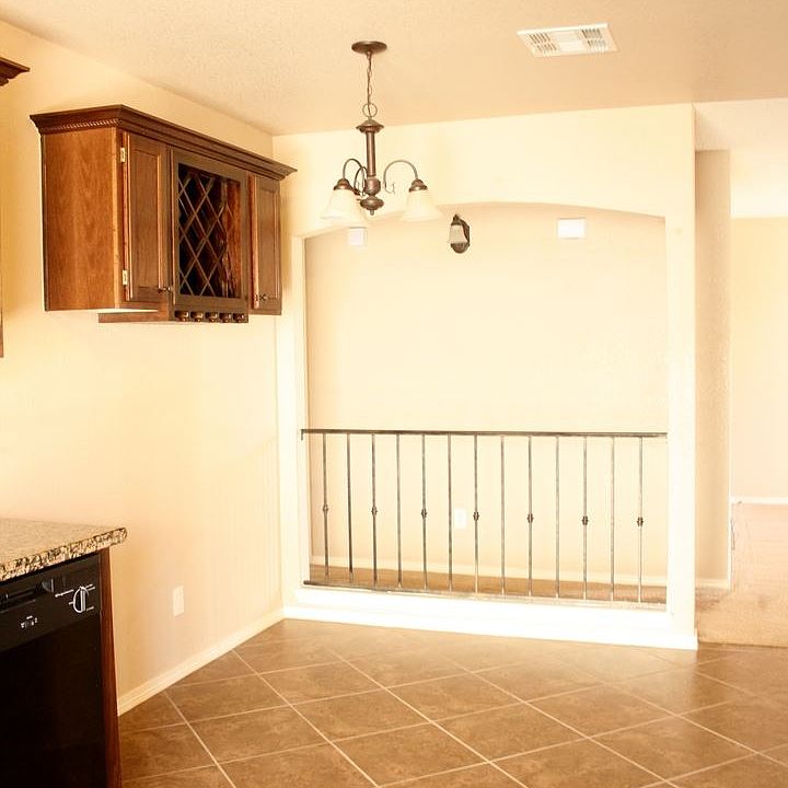 1st image of 14267 Desert Pt