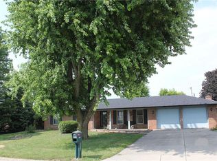 4218 Roundhill Dr, Anderson, IN 46013