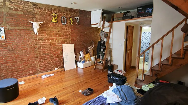 Rented by JK Dansar Corp | media 16