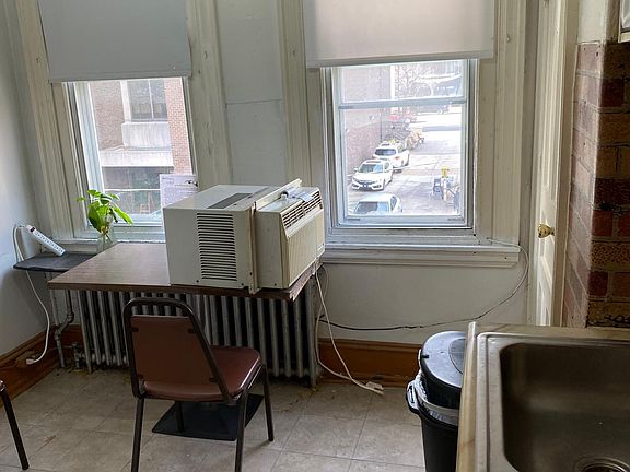 5th image of 3330 N Park Ave