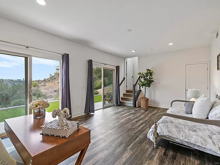 5967 Shaw Lopez Row — Photo 40