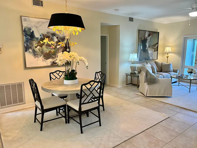 5010 Harmony Cir #101 — Photo 4