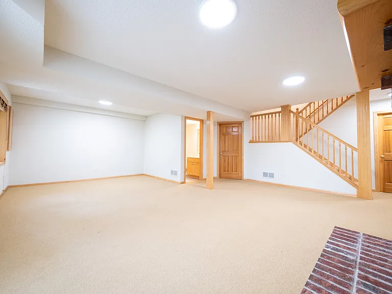 591 Crane Creek Ln — Photo 28
