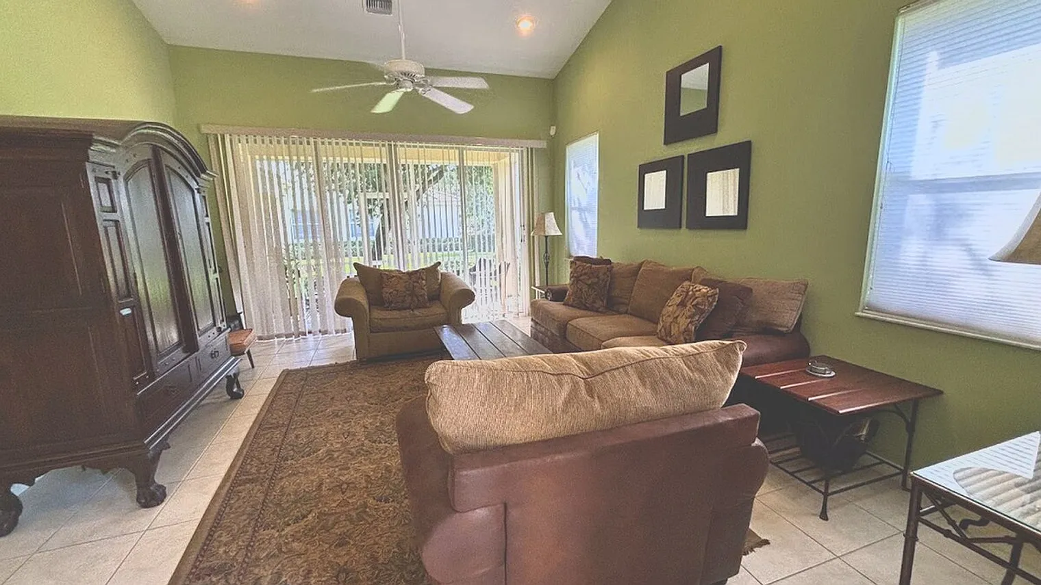 3 bed, 2.0 bath, $4,748 — Photo 1