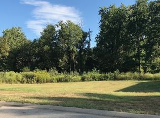 131 Palace Dr, Evansville, IN 47711