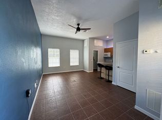 110 E Harding St, Orlando, FL 32806