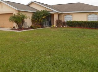 548 Seven Oaks St, Mulberry, FL 33860