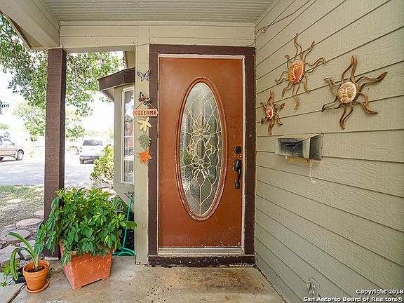 4th image of 1831 Texas Ave