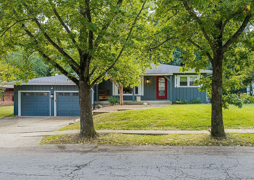 1st image of 2607 Forrest Green Dr