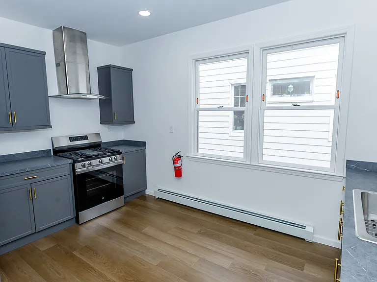 182 Ellery Ave #2 — Photo 17