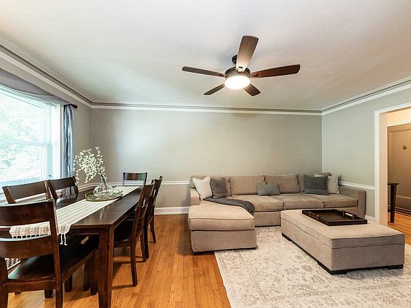 5th image of 43 N Forest Ave APT C22