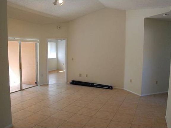 3rd image of 16312 Malibu Dr
