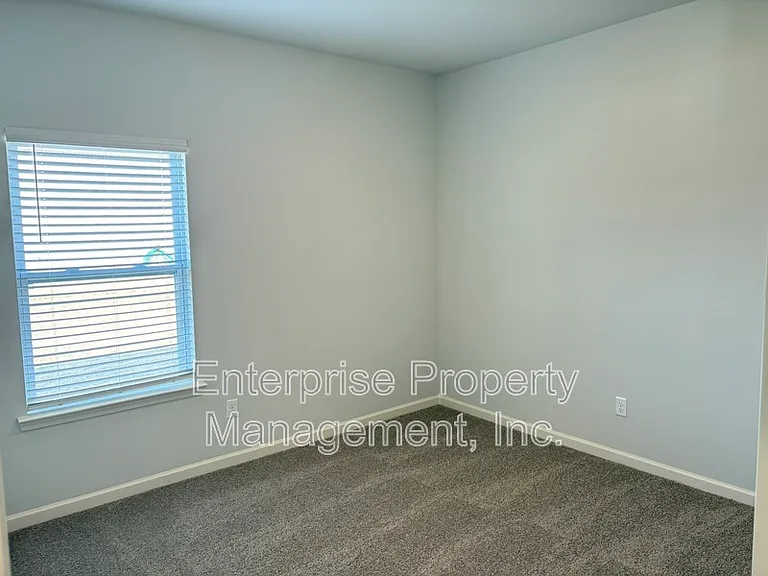 265 Kipling Dr — Photo 21