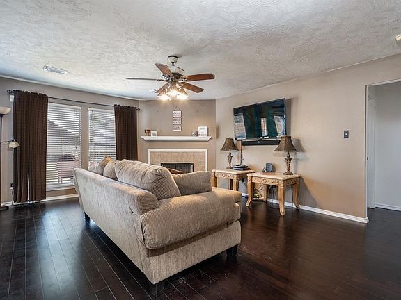 4th image of 12203 Piney Bend Dr