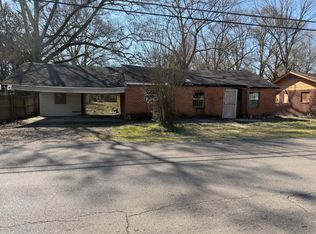 315 J C Killingsworth Dr, Hattiesburg, MS 39401