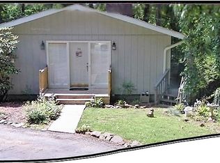 78 Hemlock St, Arden, NC 28704