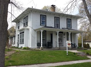 524 N 5th St, Manitowoc, WI 54220