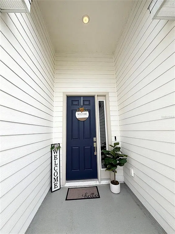 4 bed, 2.5 bath, 1980 sqft, $2,650 — Photo 2