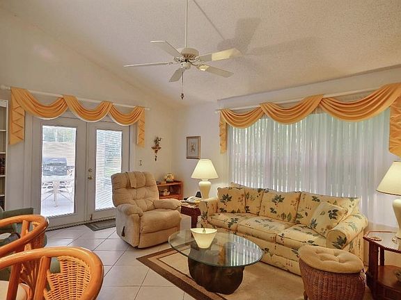 2nd image of 1362 Coral Park Ln
