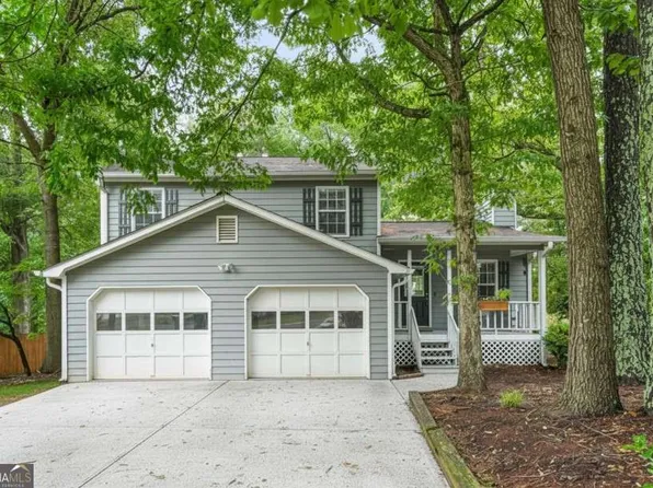 384 Russell Ridge Dr, Lawrenceville, GA 30043