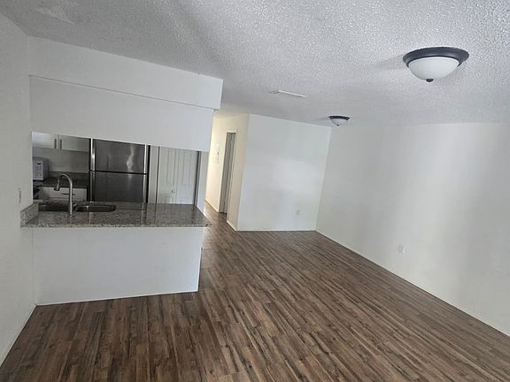 5th image of 111 N Pearl St #3D