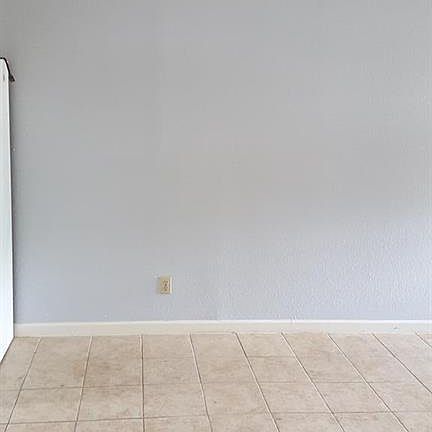 4th image of 416 E Tulip Ave APT 7
