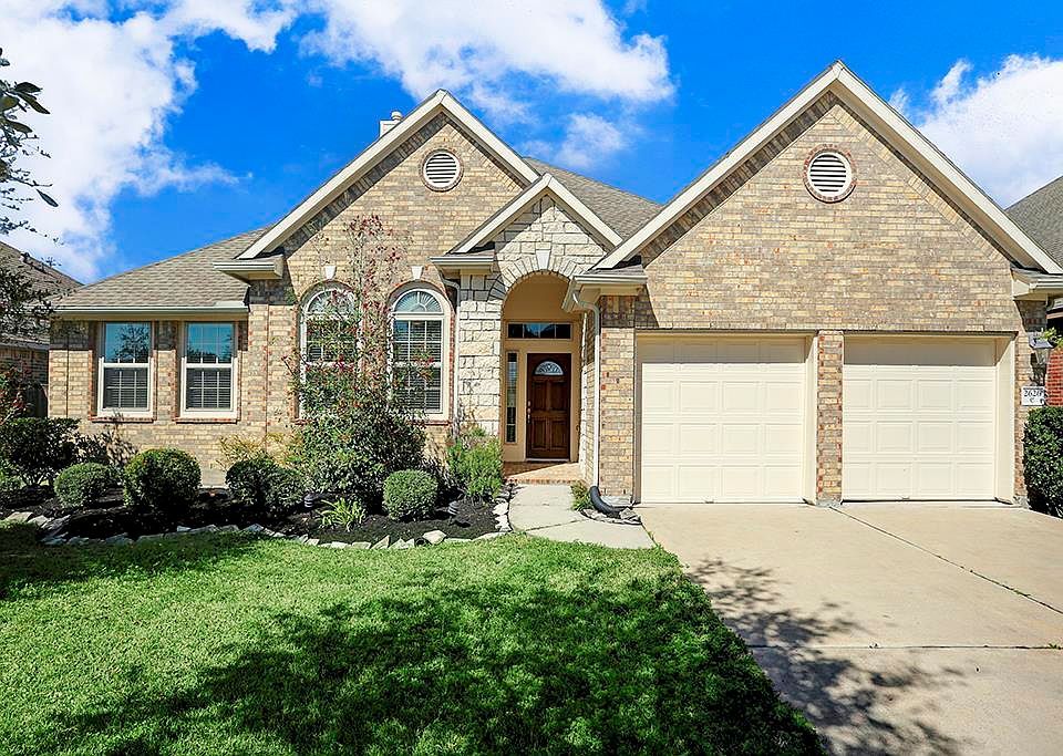 1st image of 2626 Chinaberry Park Ln
