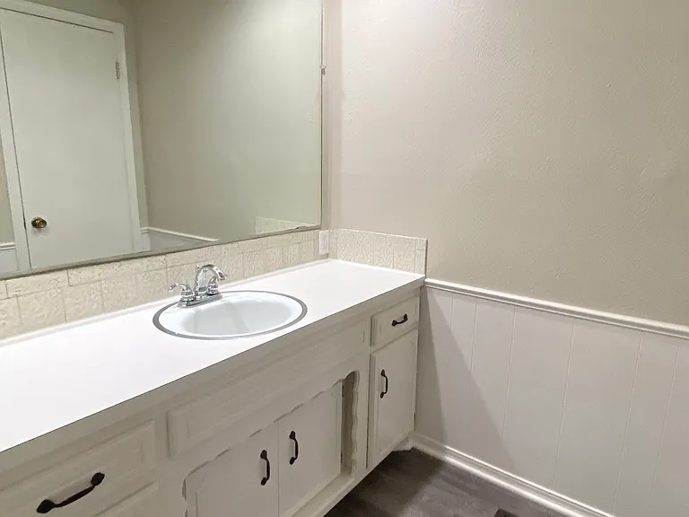 Master Vanity