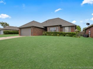 1158 E 133rd St, Glenpool, OK 74033