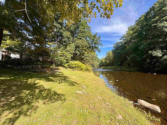 5th image of 62 Intervale Road