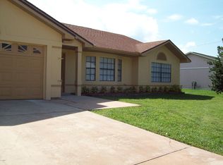 1156 NW Alpine Ave, Palm Bay, FL 32907