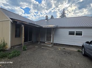 557 S Weed Blvd, Weed, CA 96094