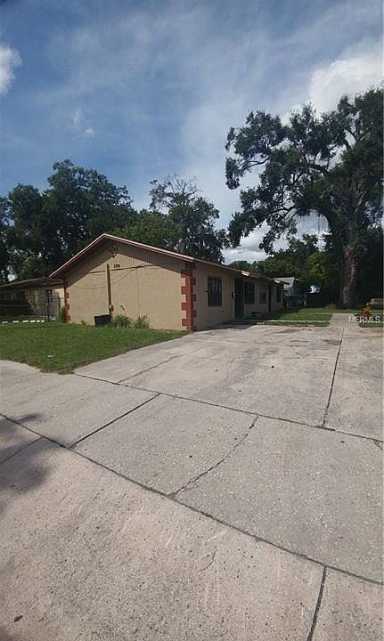 2nd image of 3306 E 26th Ave