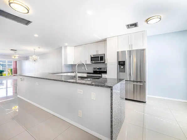 2720 SW 15th Street #2-a, Delray Beach, FL 33445