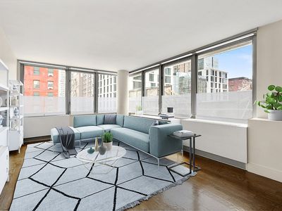 464 W 44th St APT 2F, New York, NY, 10036