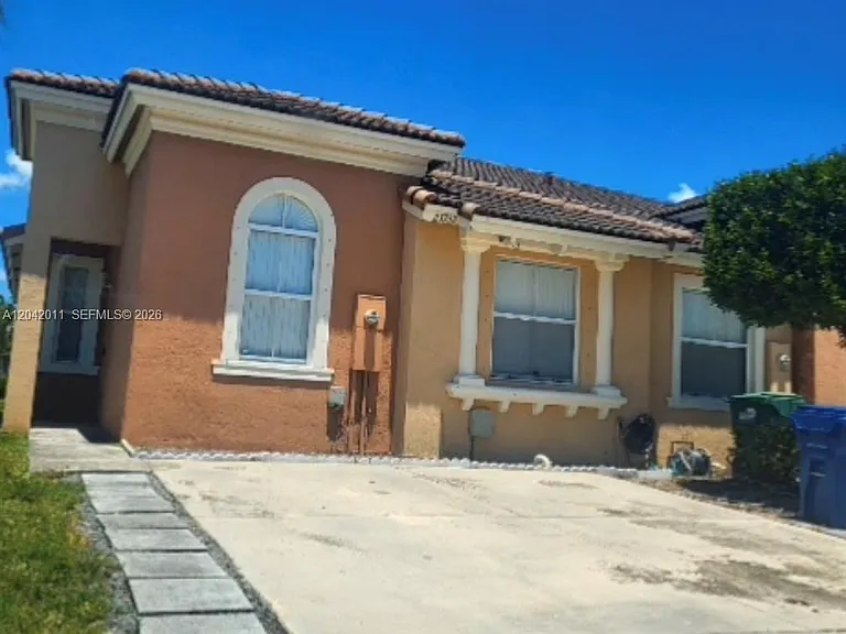 23752 SW 110th Ave — Photo 1