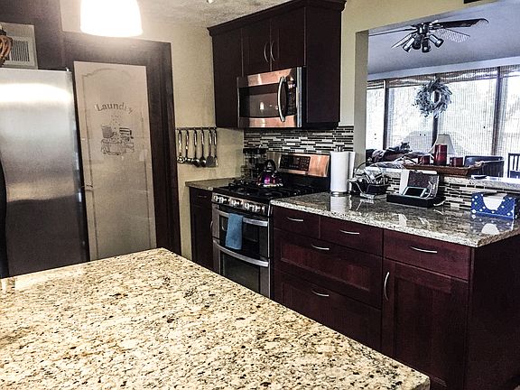 Kitchen/Laundry