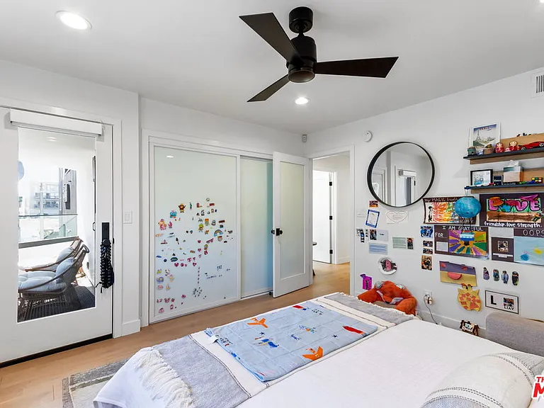 4606 Roma Ct — Photo 44
