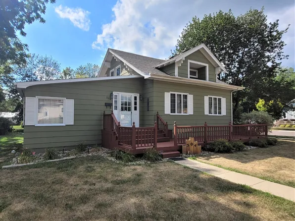 504 4th Ave SW, Pipestone, MN 56164