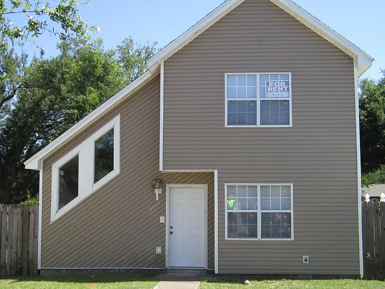 3004 Cedarwood Village Ln — Photo 1