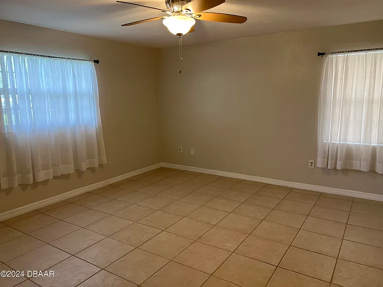 145 Pinion Cir — Photo 7