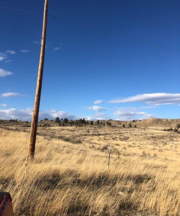 2nd image of 5 Roundup Mesa Rd