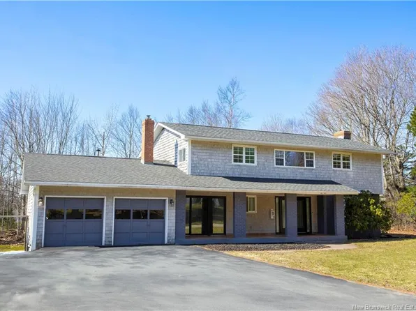 30 Rolling Hills Dr, Rothesay, NB E2H 2P3