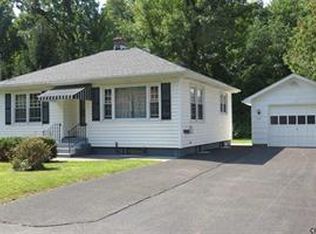 15 Wilbur St, Colonie, NY