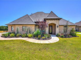 2576 Forest Glen Dr, Choctaw, OK 73020