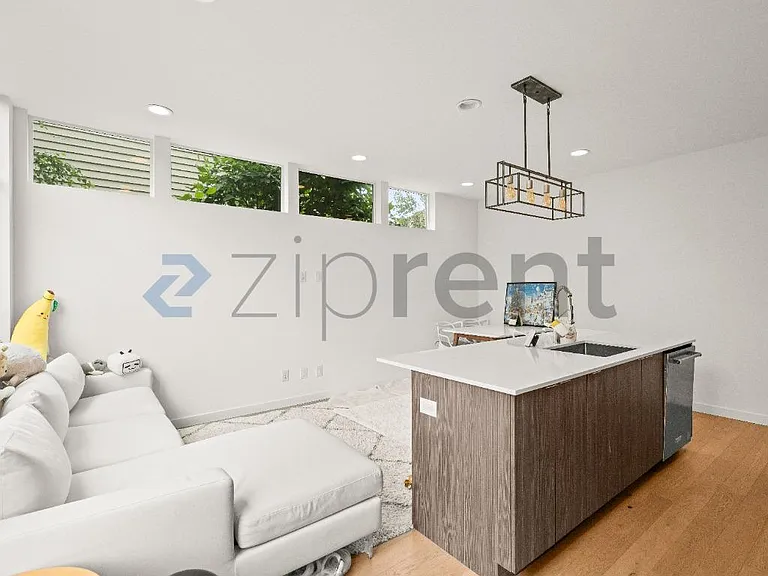 9043 Mary Ave NW #B — Photo 12