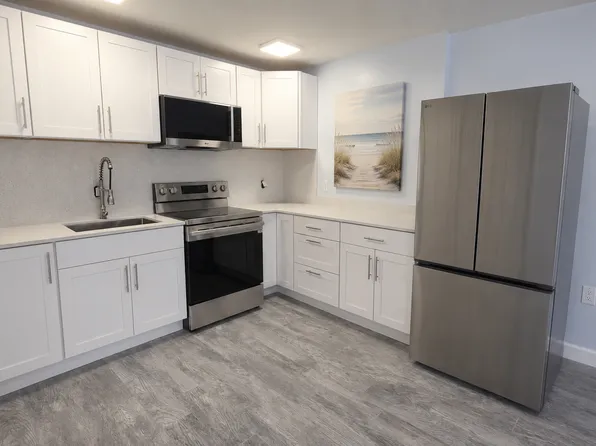3740 SW 40th St #2, Hollywood, FL 33023