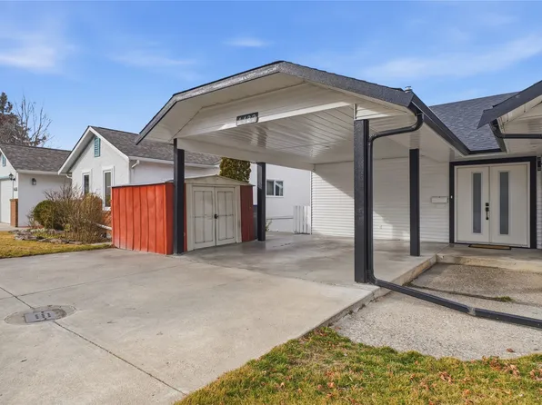1432 Athans Ct, Kelowna, BC V1Y 8K3