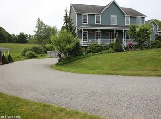 47 Greenfield Dr, Auburn, ME 04210