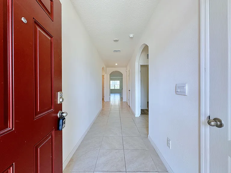 2681 Magnolia Ave — Photo 3